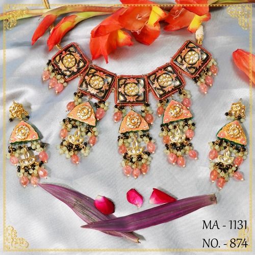 Stylish And Attractive Design Ladies Fancy Necklace Set  Gender: Women