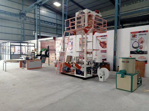 Three Phase 20 To 25 Kw Power Consumption Carry Bag Blown Film Plant