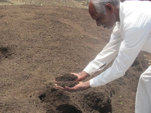 Organic And Pure Soil Conditioner For Farming And Gardening