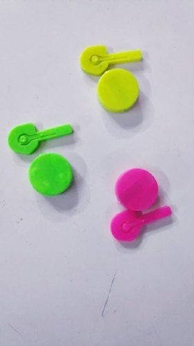 Plain Design Washable 5 Gm Colorful Plastic Whistle For Upto 6 Years Age Kids