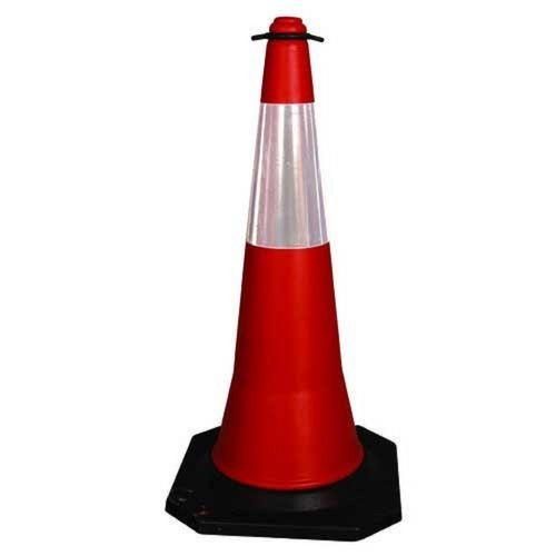 Red 700 MM Height High Visibility Reflective PVC Rubber Base Traffic Safety Cone