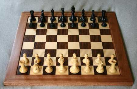 Premium Quality Portable Wooden Chess Board Set For Professional Chess Players