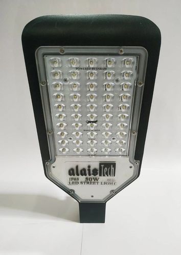 White Alais Tech Led Street Light With 18,24,30,36,50,70 And 100 Watts