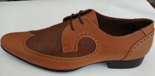 Breathable Anti Skid Lace Closure Type Men Tan Color Formal Shoes With Low Heel And Round Toe Shape
