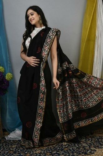 Black Party Wear Skin Friendly Ladies Batik Print Chanderi Silk Saree With Blouse Piece