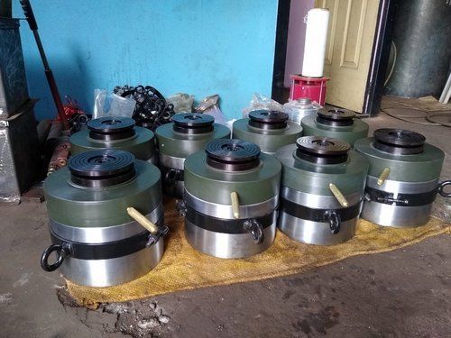 Hydraumech Alloy Steel Round Single Acting Hydraulic Jack For Industrial