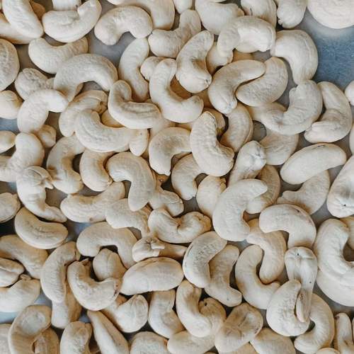 Creamy A Grade Rich Taste And Fat Indian Origin Cashew Kernel With High Nutritious Value