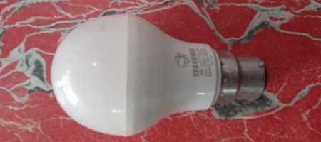 Energy Efficient Led Bulbs Operating Voltage : 85V To 300V Lumen : 110 L Per Watt Body Material: Aluminum