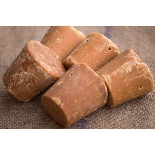 Sweet Taste 100% Pure And Natural Fresh Organic Jaggery, 100Kg Weight Packaging: Packet