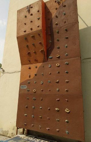 16 Feet Size Artificial Climbing Walls For Adventure And Trekking