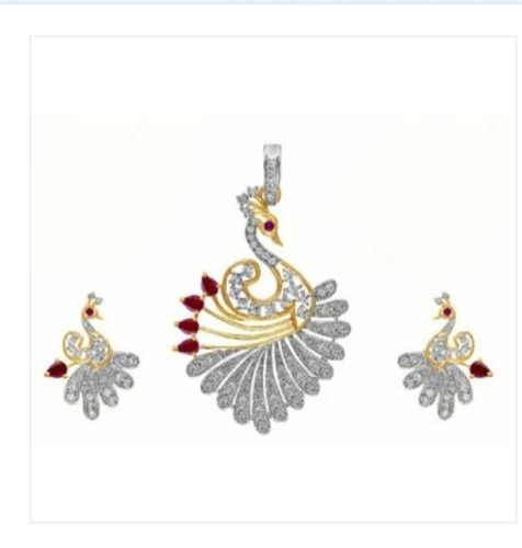 Attractive Look Polished Finish Party Wear Pendant Set