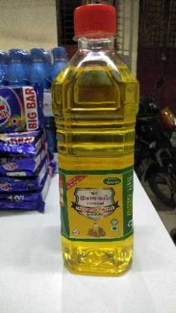 Natural And Pure Cold Pressed Yogam Chekku Organic Groundnut Cooking Oil