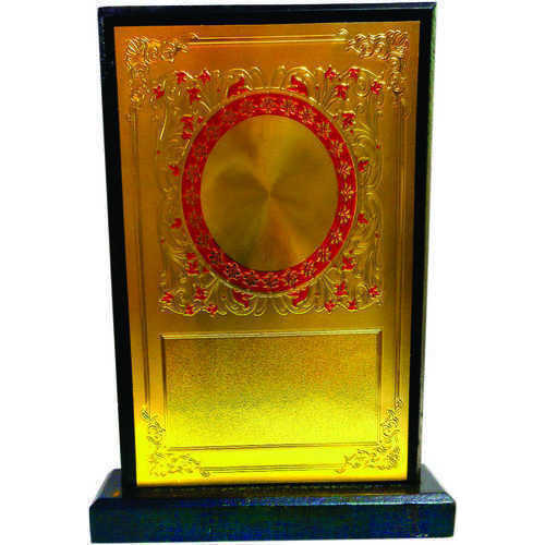 Rectangular Shape Wooden Base Brass Memento With 10-12Inch Height