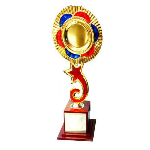 Wooden Base Brass Memento With 10-12Inch Height And 2-3Inch Length