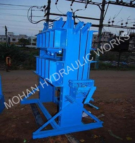 Free From Defects Hydraulic Power Press With Worm Gear Manual Operation Application: Industrial