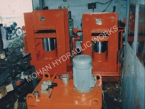 Hassle Free Operations Low Maintenance Rugged Design Industrial Hydraulic Press