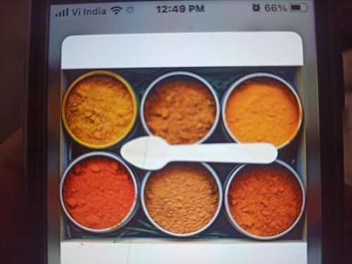 Dried Turmeric Powder without Artificial Color for Cooking, Spices, Food And Medicine