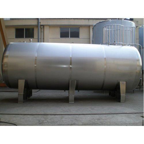 Polished Corrosion Resistant Capsule Shape Horizontal 12000 Liter Industrial Storage Tank