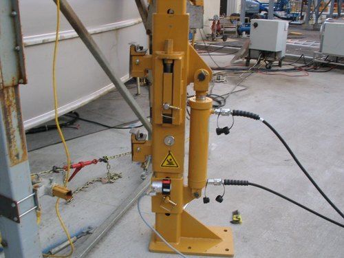 Sturdy Design Hassle Free Operations Color Coated Steel Hydraulic Tank Lift Jacks Application: Construction