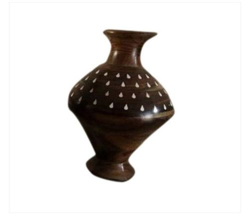 Termite Resistant Brown Designer Wooden Flower Vase With Great Strength