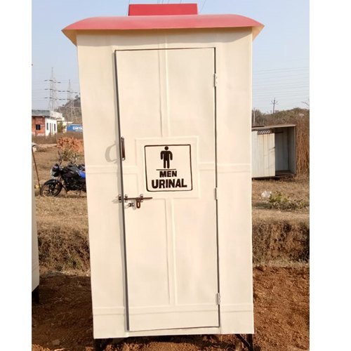 क्रीमी पिंक 3.5 X 3.5 X 7 फीट साइज़ फ़्रैप वॉल मटीरियल और 300 L वॉटर टैंक पोर्टेबल टॉयलेट के साथ