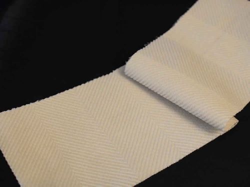 Fast Colors 340 Gsm Off White Skin Friendly Herringbone Pattern 100% Cotton Soft Velvet Fabric