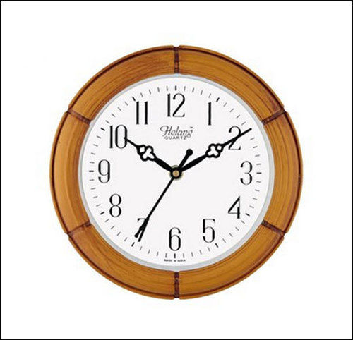 White 8 Inch Plastic Round Wall Clock For Home, Office