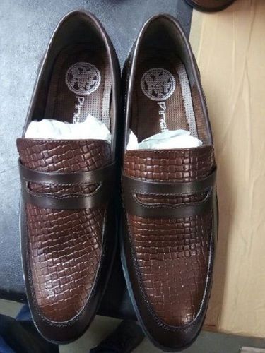 Any Season Low Heel Slip On Type Mens Party Wear Brown Leather Shoes With Round Shape Toe