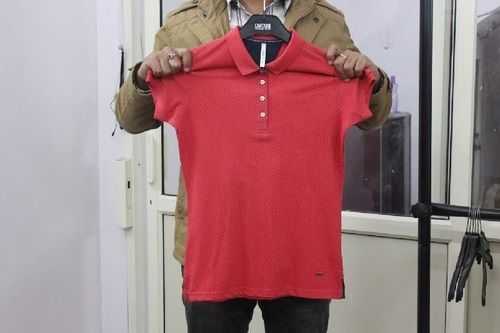 Red Color Plain Design And Collar T Shirt With Short Sleeve For Mens For Casual Wear