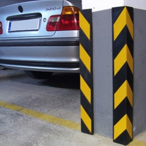 Impact Resistant Car Parking Yellow/Black L Shape Rubber Reflective Pillar Corner Guard Size: 100 X 100 X 8 X 800 Mm