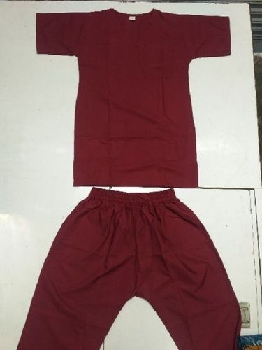 Maroon Round Neck Half Sleeves Regular Fit Unisex Plain Cotton Hospital Ot Scrub Suits, T-Shirt And Trouser Set