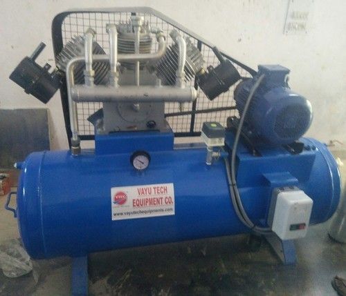 AC Three Phase 40 HP Reciprocating Air Compressor (Maximum Flow Rate 500 CFM)