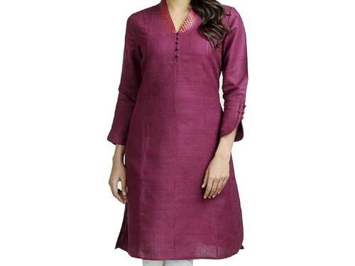 Mehroon 3/4Th Sleeves Short Length Polyester Mix Ladies Daily Wear Kurti