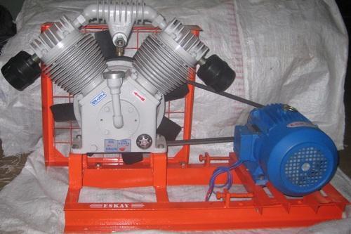 Hassle Free Installation Robust Construction Water Cooled 1.5 HP Borewell Compressor