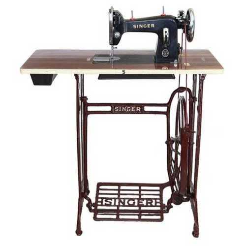 Brown Manually Operated Singer Foot Basic Sewing Machine For Light Material