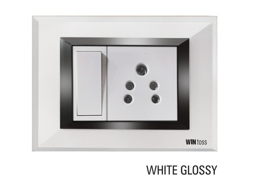 विन प्लस ग्लास मॉड्यूलर कवर फ्रेम्स विथ प्लेट व्हाइट ग्लॉसी 12 एम