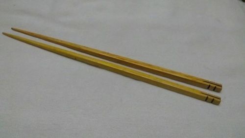 Brown Rubber Wood Chop Stick With Design For Restaurant And Home Use: Hotel