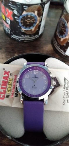 Wristwatch Casual Wear Fancy Mens Wrist Watches With Round Dial Shape And Purple Color