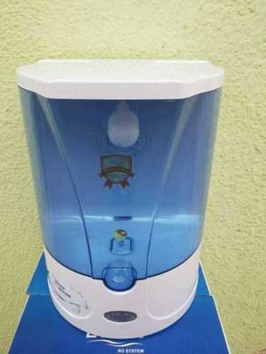 इलेक्ट्रिक 220V ऑटोमैटिक व्हाइट एंड ब्लू प्लास्टिक डोमेस्टिक RO वाटर प्यूरीफायर इंस्टॉलेशन टाइप: कैबिनेट टाइप