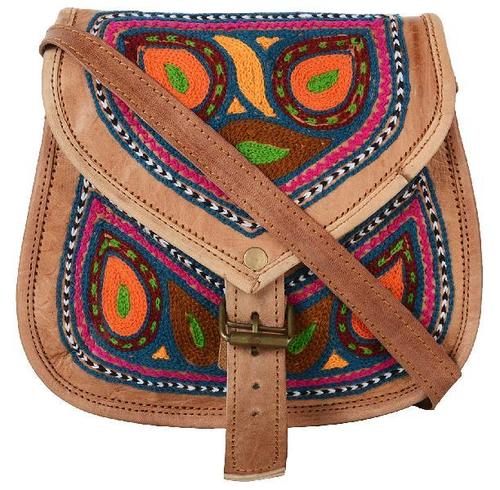Light Weight And Spacious Plain Design Anti Tear Ladies Leather Designer Embroidered Bag For Daily Uses