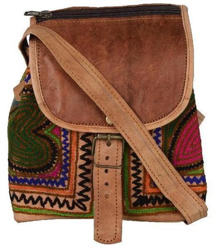 Light Weight And Spacious Plain Design Anti Tear Ladies Leather Embroidered Bag For Daily Uses