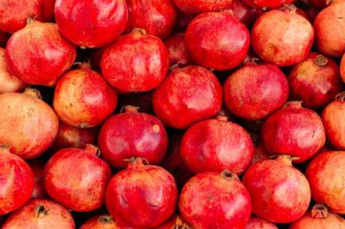 Natural 100% Maturity Pesticide Free Fresh Organic Red Pomegranate 