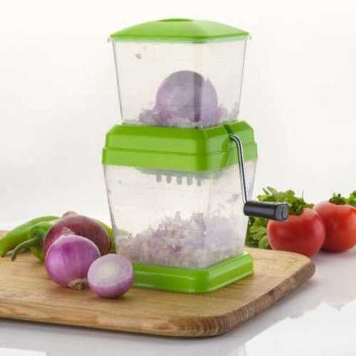 Portable Green Square Shape Transparent Plastic Onion Cutter with Metal Blade 