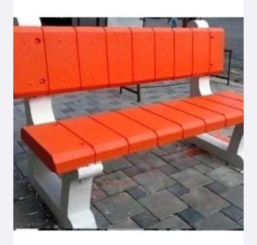 Durable Modern Garden Benches Without Arm Rest For Public Sitting