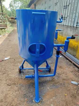 Semi Automatic Mild Steel Sand Blasting Hopper with Capacity of 17 liters to 300 liters