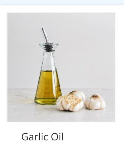 Herbal Yellow Garlic Oil without Added Color and Artificial Flavour