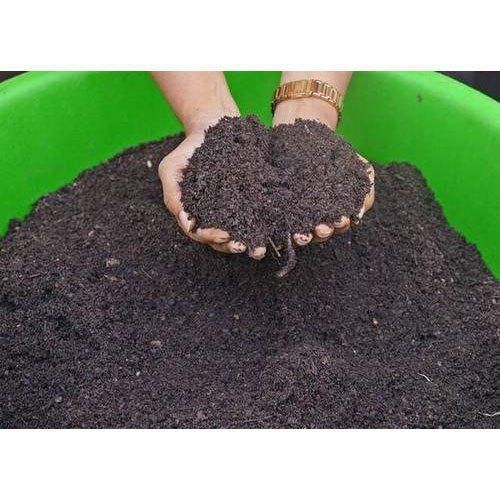 Water Soluble Organic Manure - 50 Kg Bag, 90% Organic Matter, Controlled Release Granules for All Crop Types