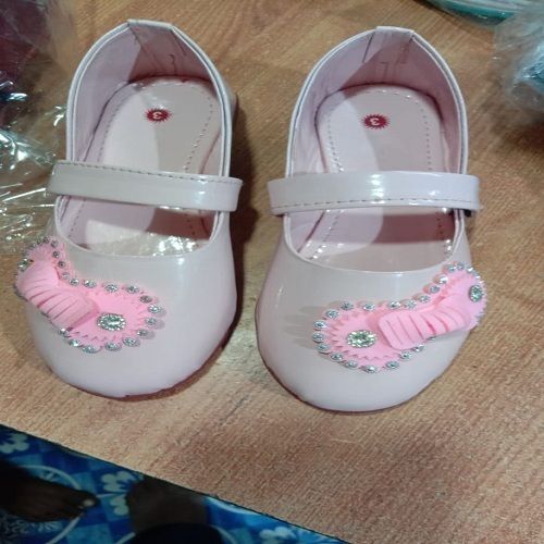 Breathable Casual Wear Light Pink Color Baby Girl Shoes With Hook And Loop  Style at Best Price in Murshidabad | Mas