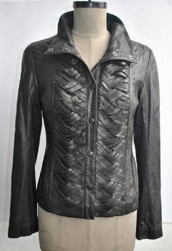 Winter Plain Design And Black Color, Full Sleeve Ladies Zipper Closure Type Leather Jacket For Party Wear
