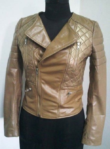Winter Plain Design And Tan Color, Full Sleeve Ladies Zipper Closure Type Leather Jacket For Casual Wear